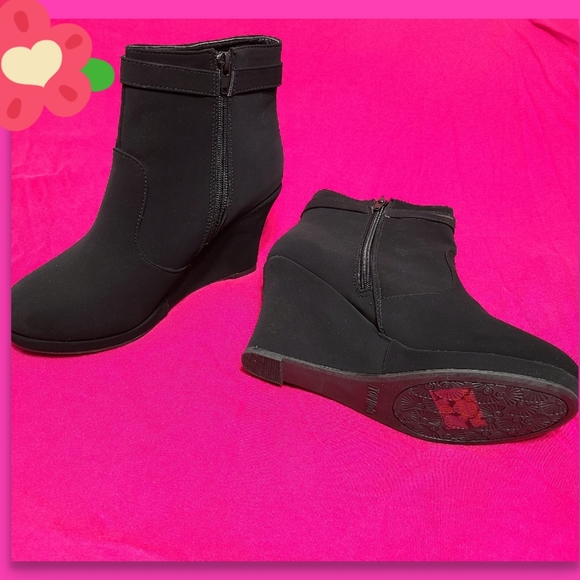 Top Moda Stud Bucked Strap Nubuck Booties - Picture 11 of 15